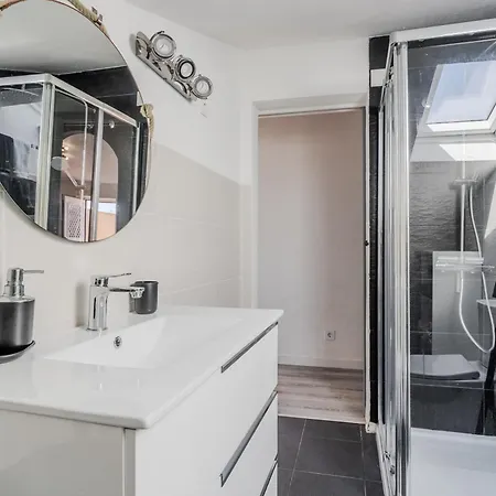 Апартаменты - 2 Bedrooms Center Of