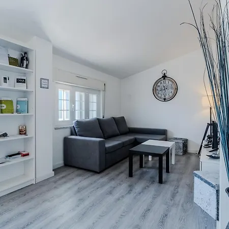 - 2 Bedrooms Center Of Апартаменты Санта-Круш