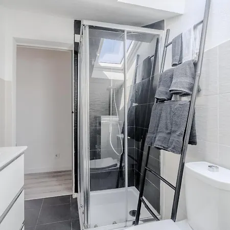- 2 Bedrooms Center Of Appartamento