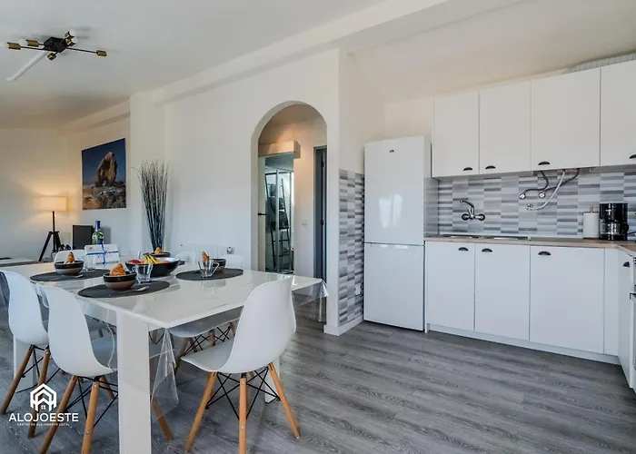 - 2 Bedrooms Center Of Apartamento