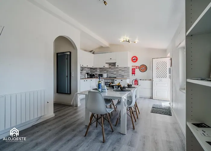 - 2 Bedrooms Center Of Apartamento *