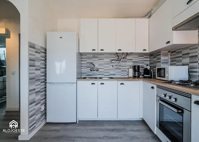 - 2 Bedrooms Center Of Apartamento *